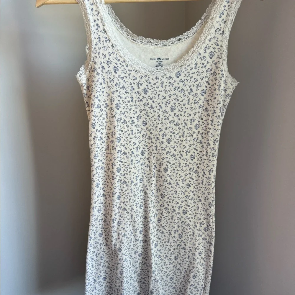 Brandy Melville Blue Floral Lace Top - Picture 2 of 3